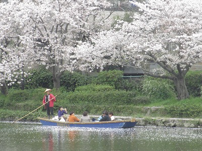 優秀賞　「舟を浮かべて」　伊那守隆.jpg